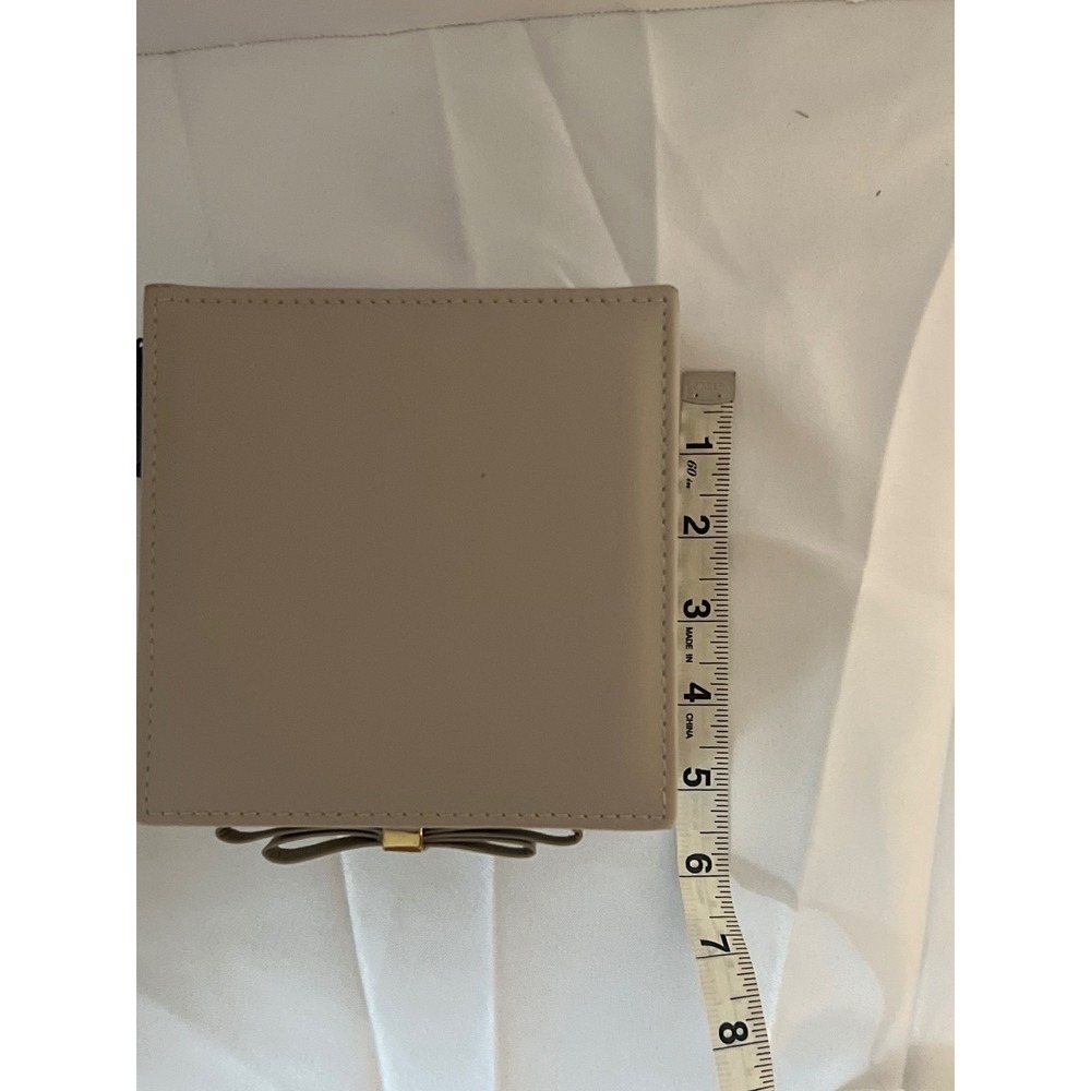 Rachel Zoe Beige Faux Leather Bow Jewelry Organizer Box With Mirror‎ - Picture 7 of 7